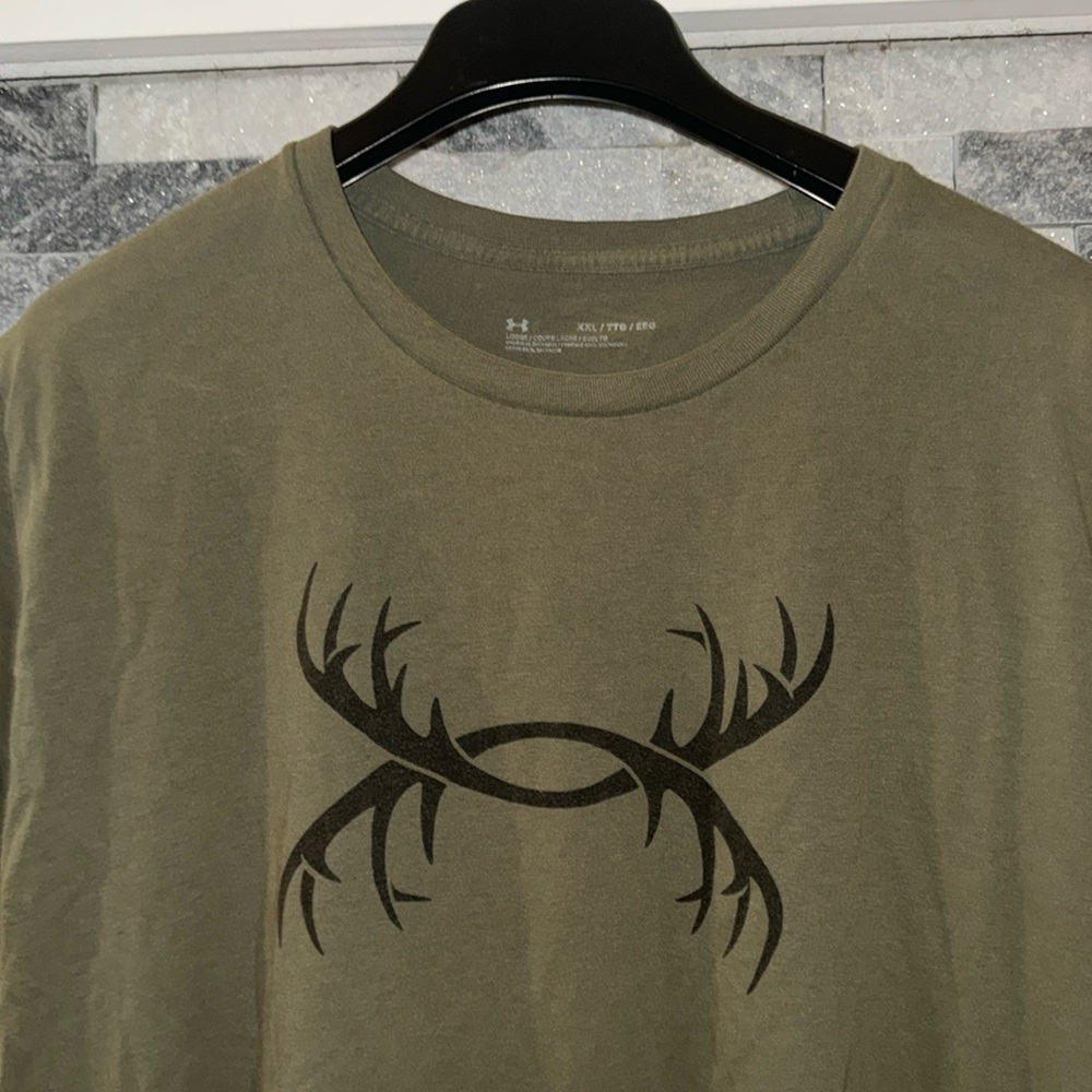 Men’s XL Under Armour T-shirt Hunting Edition